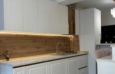 Аренда светлых 2-комнатных апартаментов, 40 м², район Мамая Норд, Констанца, Румыния